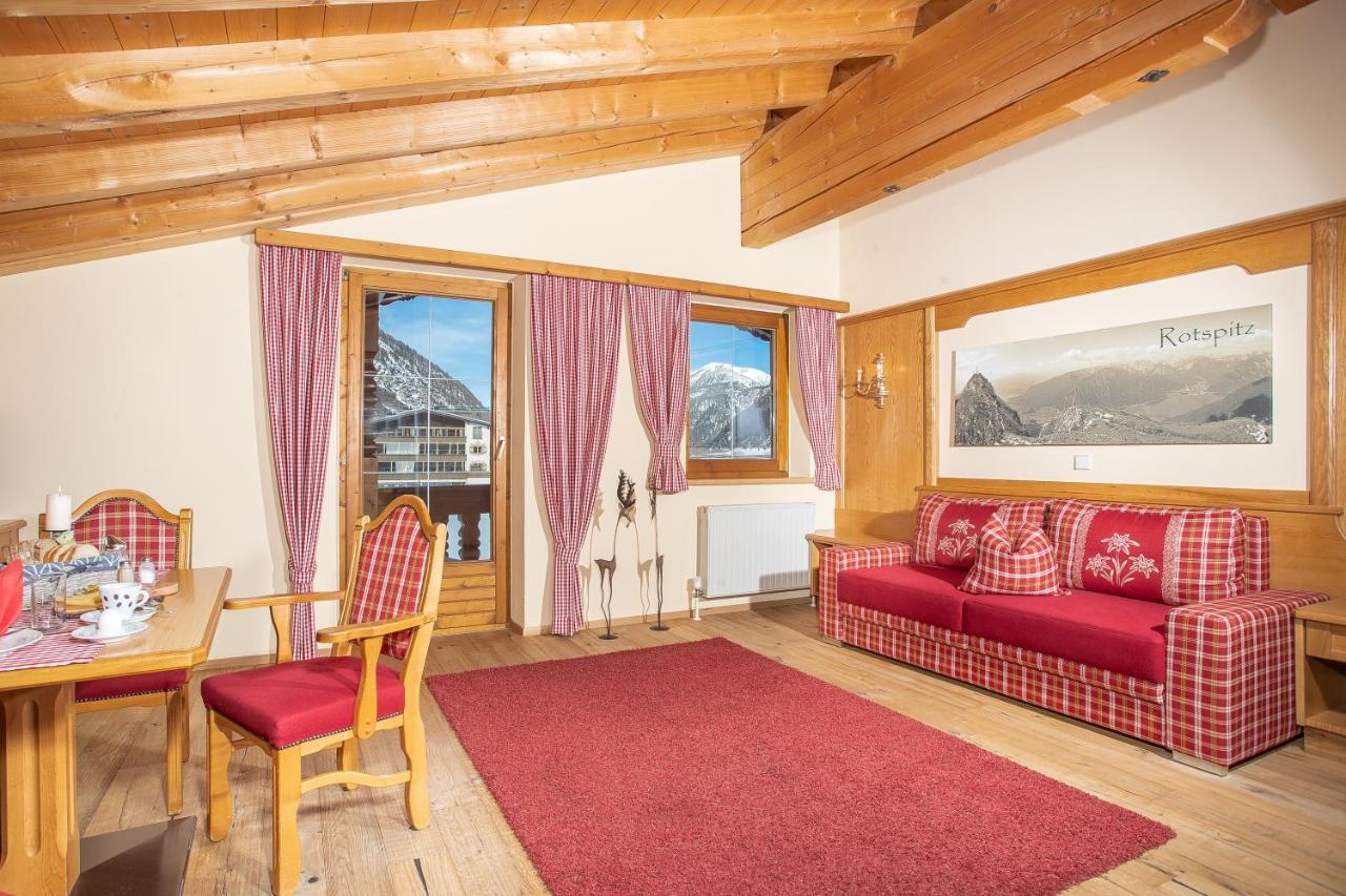 Appartement Fruehstueckspension Landhaus Karwendel 페르티사우 외부 사진